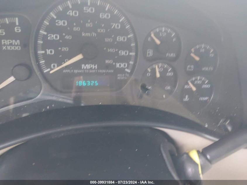 2002 Chevrolet Tahoe Lt VIN: 1GNEC13Z02R141492 Lot: 39931884