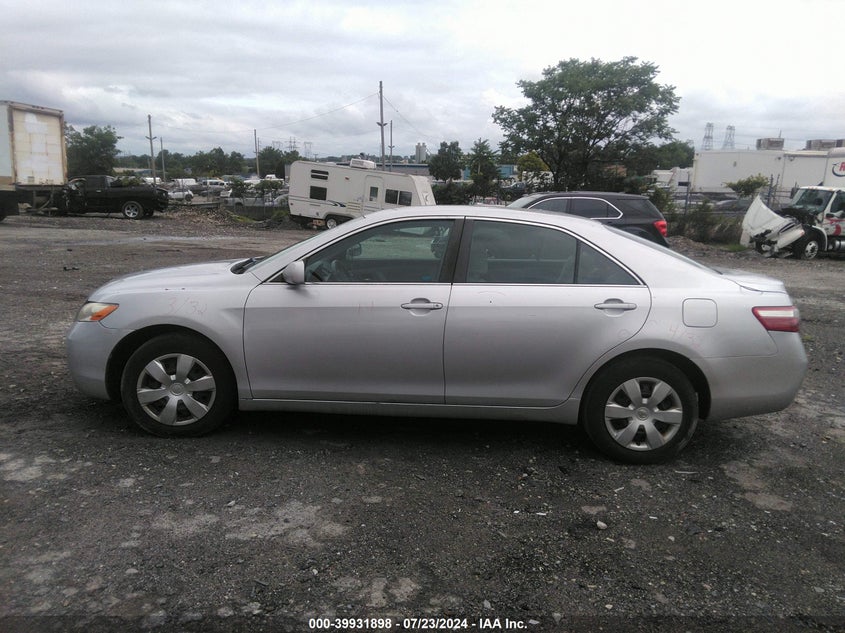 2008 Toyota Camry VIN: 4T1BE46KX8U737099 Lot: 39931898