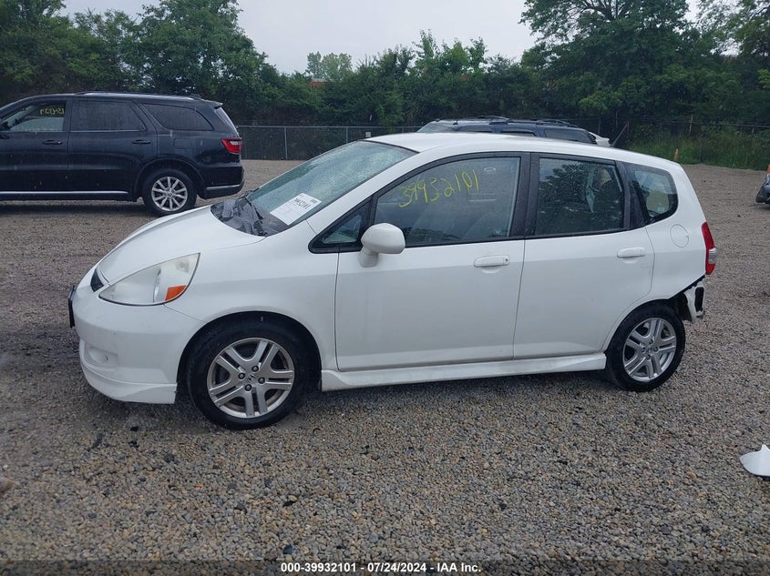 2007 Honda Fit Sport VIN: JHMGD38667S046247 Lot: 39932101