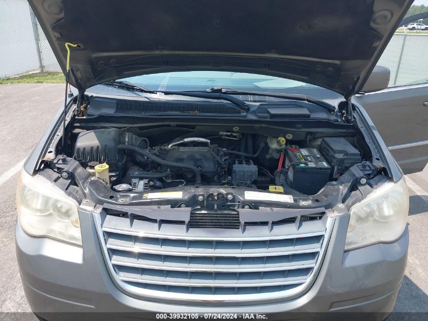 2010 Chrysler Town & Country Touring VIN: 2A4RR5D13AR288935 Lot: 39932105