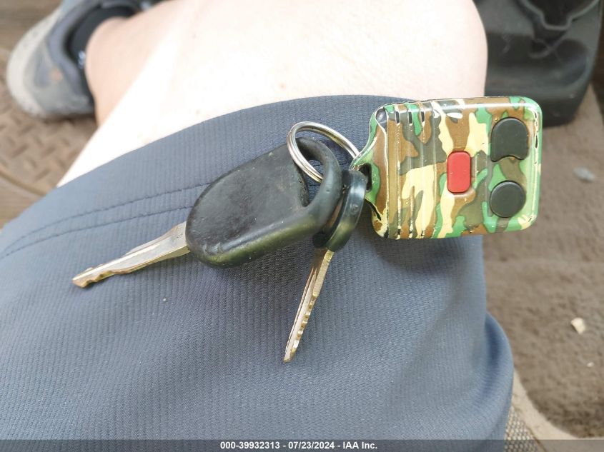 2001 Ford Ranger Edge/Xlt VIN: 1FTZR15E81TA68487 Lot: 39932313