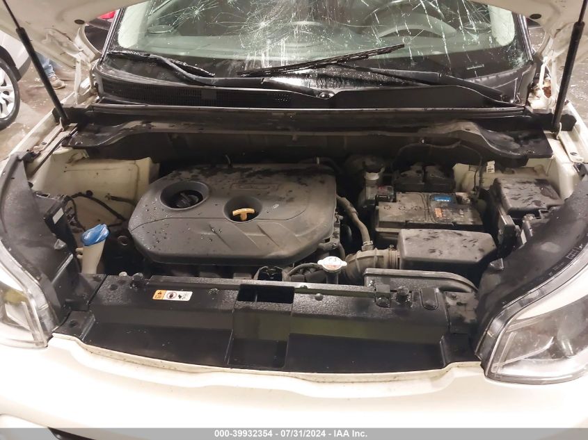 2017 Kia Soul + VIN: KNDJP3A5XH7464105 Lot: 39932354