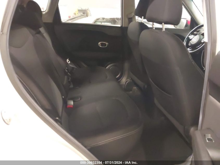 2017 Kia Soul + VIN: KNDJP3A5XH7464105 Lot: 39932354