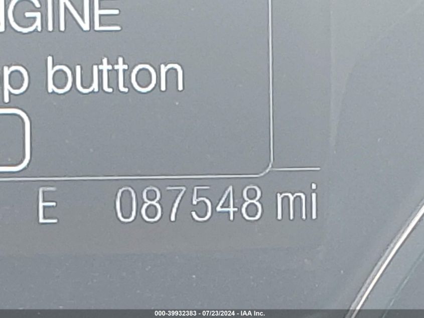 2014 Ford Escape Titanium VIN: 1FMCU9J90EUA63498 Lot: 39932383