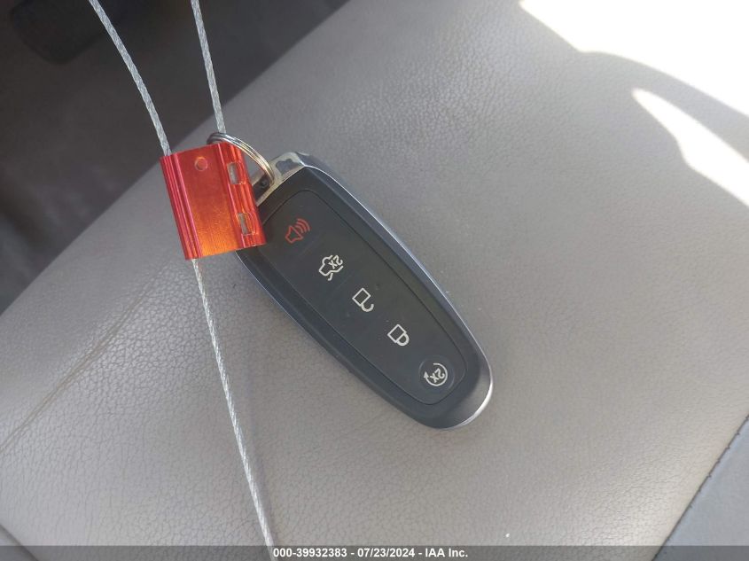 2014 Ford Escape Titanium VIN: 1FMCU9J90EUA63498 Lot: 39932383