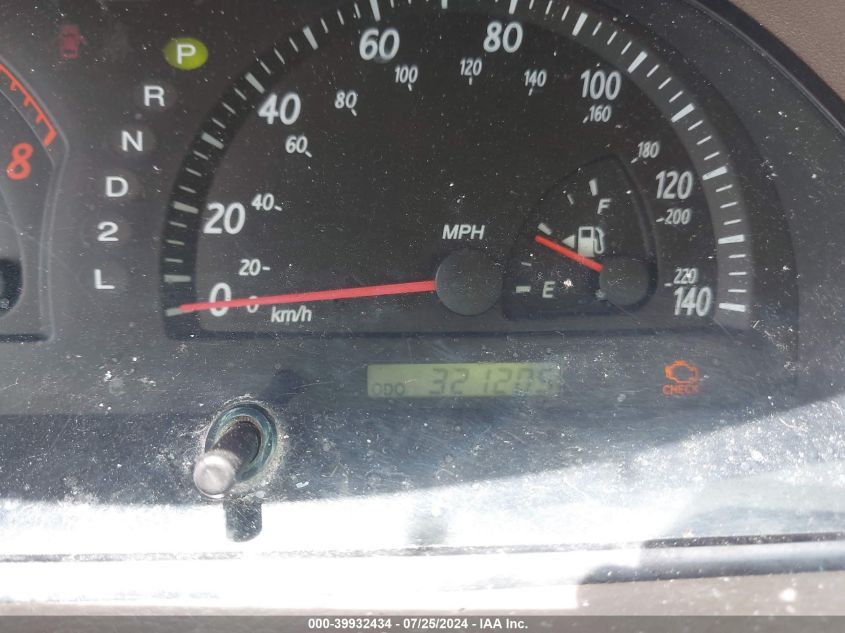 2004 Toyota Camry Le VIN: 4T1BE32K94U371050 Lot: 39932434