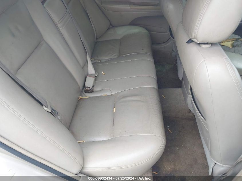 2004 Toyota Camry Le VIN: 4T1BE32K94U371050 Lot: 39932434