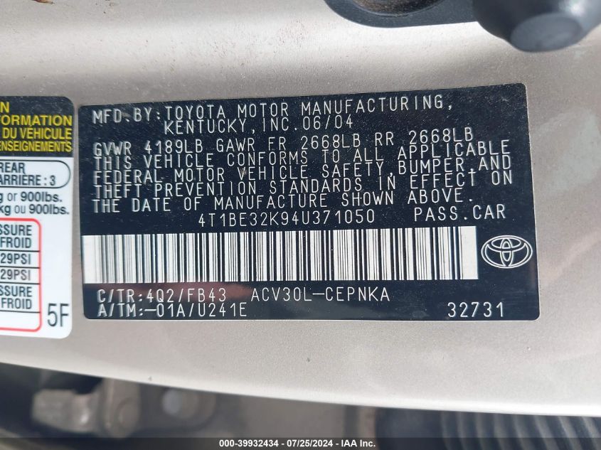 2004 Toyota Camry Le VIN: 4T1BE32K94U371050 Lot: 39932434