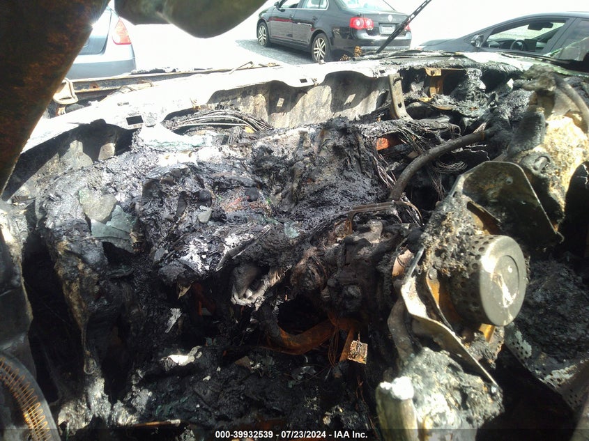 2002 Ford Expedition Eddie Bauer VIN: 1FMFU18LX2LA86871 Lot: 39932539