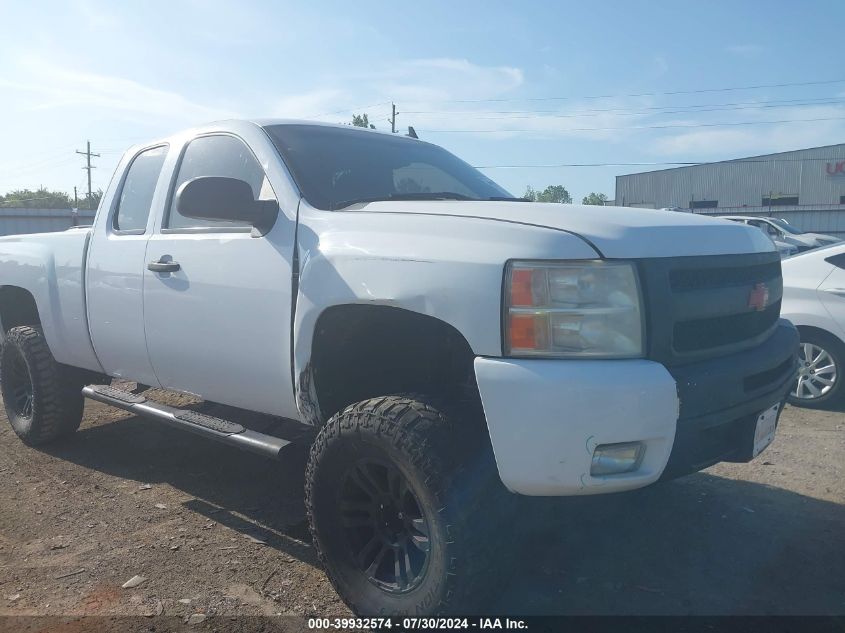 2011 Chevrolet Silverado K1500 Lt VIN: 1GCRKSE34BZ352724 Lot: 39932574