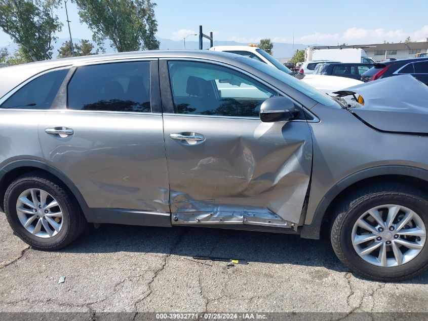 2017 Kia Sorento 2.4L L VIN: 5XYPG4A36HG287490 Lot: 39932771