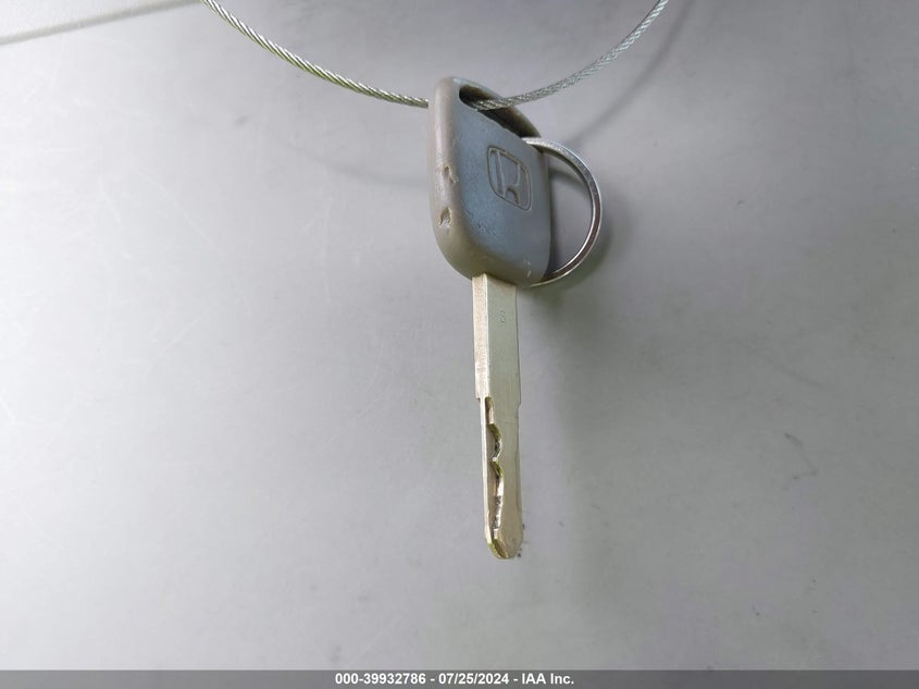 2009 Honda Accord Lx VIN: 1HGCP26379A039084 Lot: 39932786