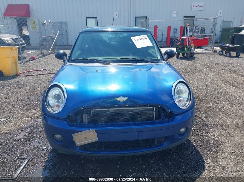 2007 Mini Cooper VIN: WMWMF33547TL68356 Lot: 39932890