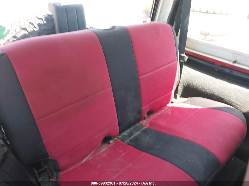 2004 Jeep Wrangler Se VIN: 1J4FA29124P722074 Lot: 39932961