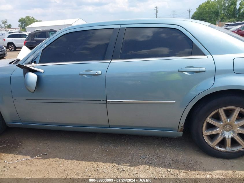 2009 Chrysler 300 Touring VIN: 2C3LA53V59H561001 Lot: 39933009