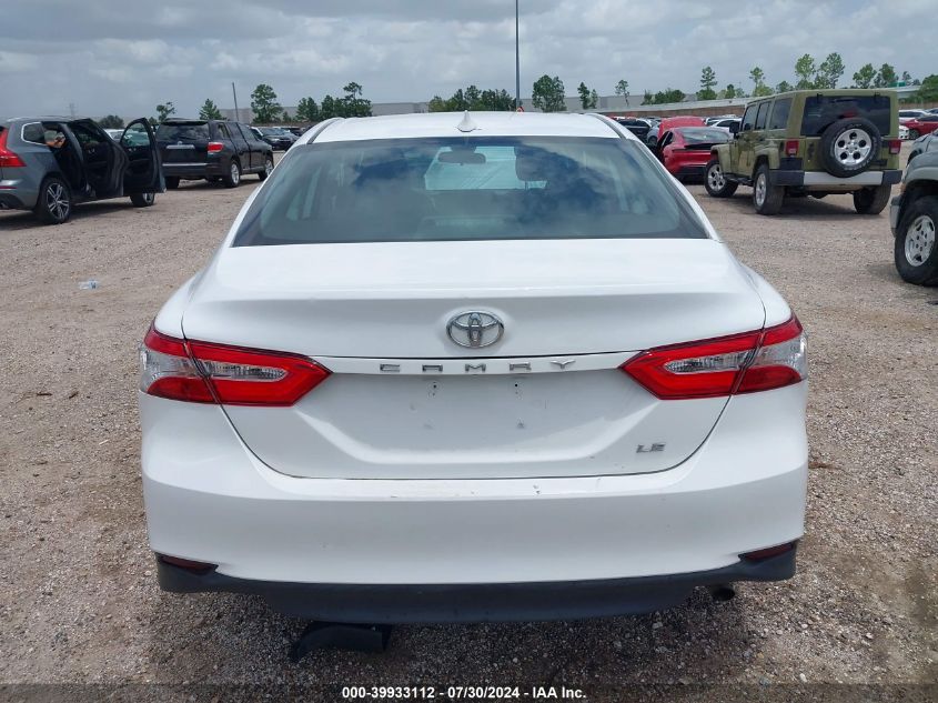 2019 Toyota Camry Le VIN: 4T1B11HK8KU849057 Lot: 39933112