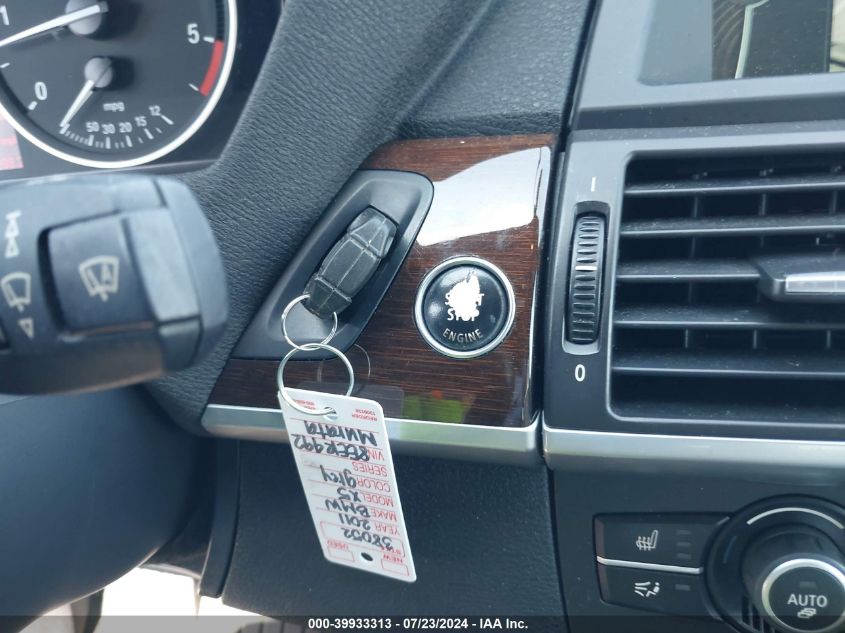 2011 BMW X5 xDrive35D VIN: 5UXZW0C57BL660081 Lot: 39933313