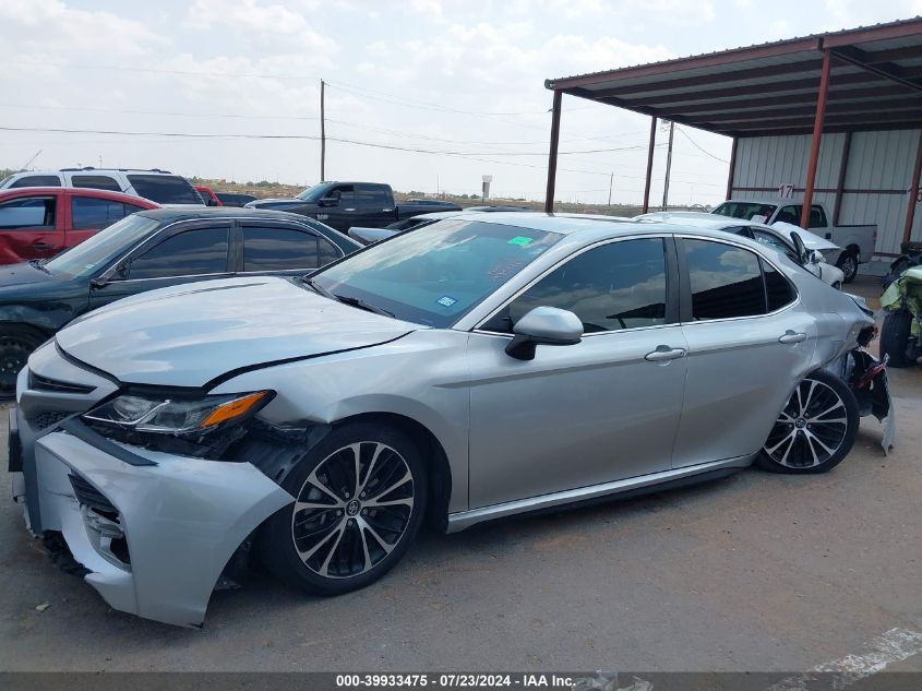 4T1B11HK0JU615509 2018 Toyota Camry L/Le/Xle/Se/Xse