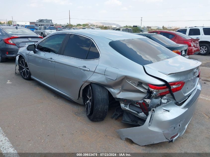 4T1B11HK0JU615509 2018 Toyota Camry L/Le/Xle/Se/Xse