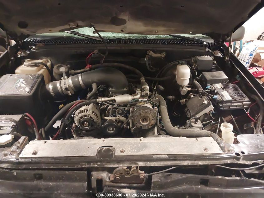 1998 Chevrolet Gmt-400 K1500 VIN: 1GCEK14R7WZ109171 Lot: 39933630