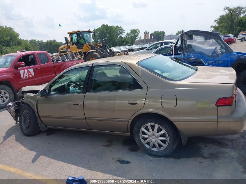 1999 Toyota Camry Le V6 VIN: JT2BF22K1X0169772 Lot: 39933650