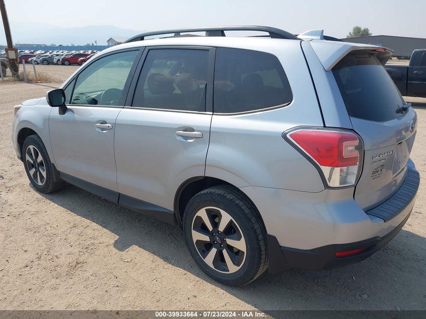VIN JF2SJAEC0JH506706 2018 SUBARU FORESTER 2.5I PREMIUM