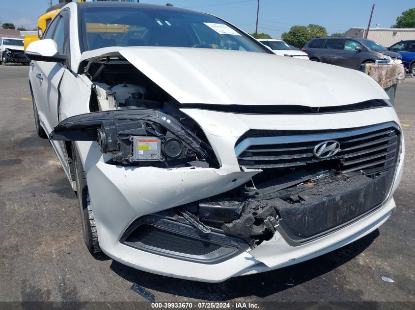 2016 Hyundai Sonata Hybrid/Limited VIN: KMHE34L11GA028799 Lot: 39933670