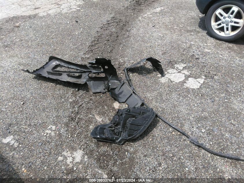 2011 Kia Soul + VIN: KNDJT2A29B7239791 Lot: 39933762