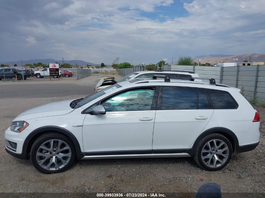 2017 Volkswagen Golf Alltrack Tsi S/Tsi Se/Tsi Sel VIN: 3VWH17AU0HM533871 Lot: 39933936