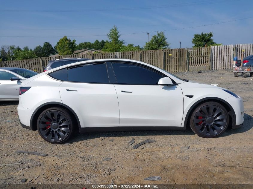 2024 Tesla Model Y Performance Dual Motor All-Wheel Drive VIN: 7SAYGDEF1RF040382 Lot: 39933979