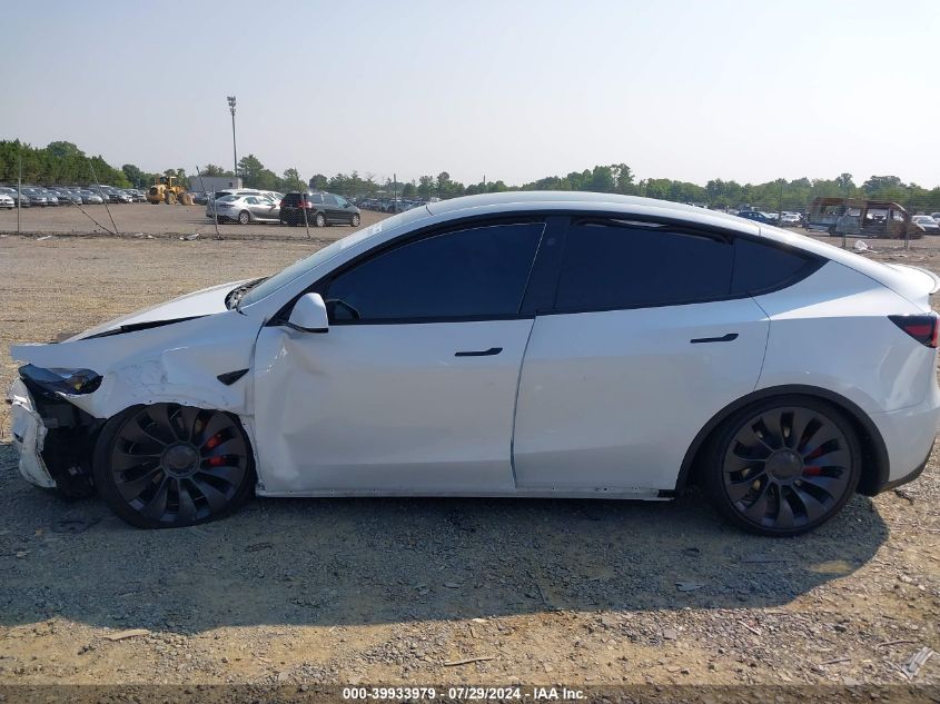 2024 Tesla Model Y Performance Dual Motor All-Wheel Drive VIN: 7SAYGDEF1RF040382 Lot: 39933979