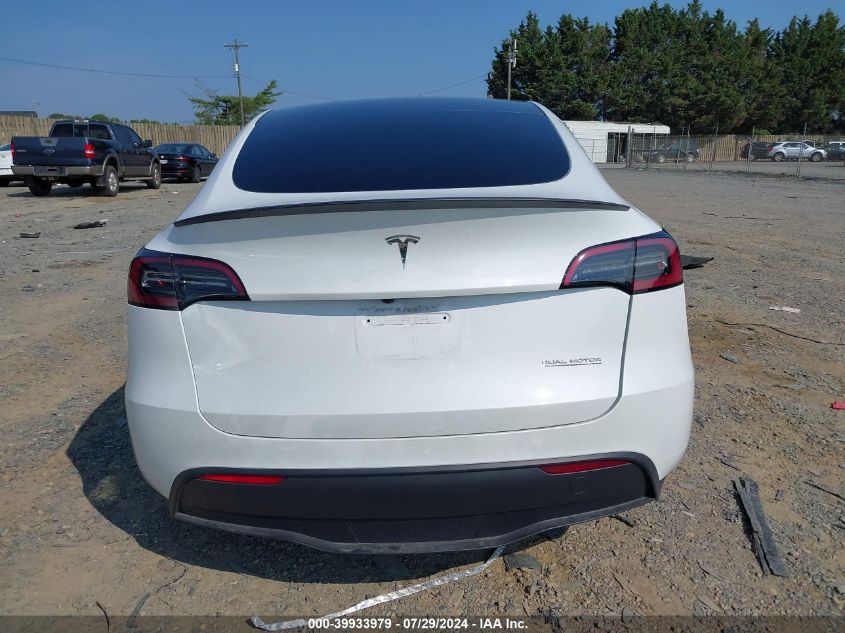 2024 Tesla Model Y Performance Dual Motor All-Wheel Drive VIN: 7SAYGDEF1RF040382 Lot: 39933979