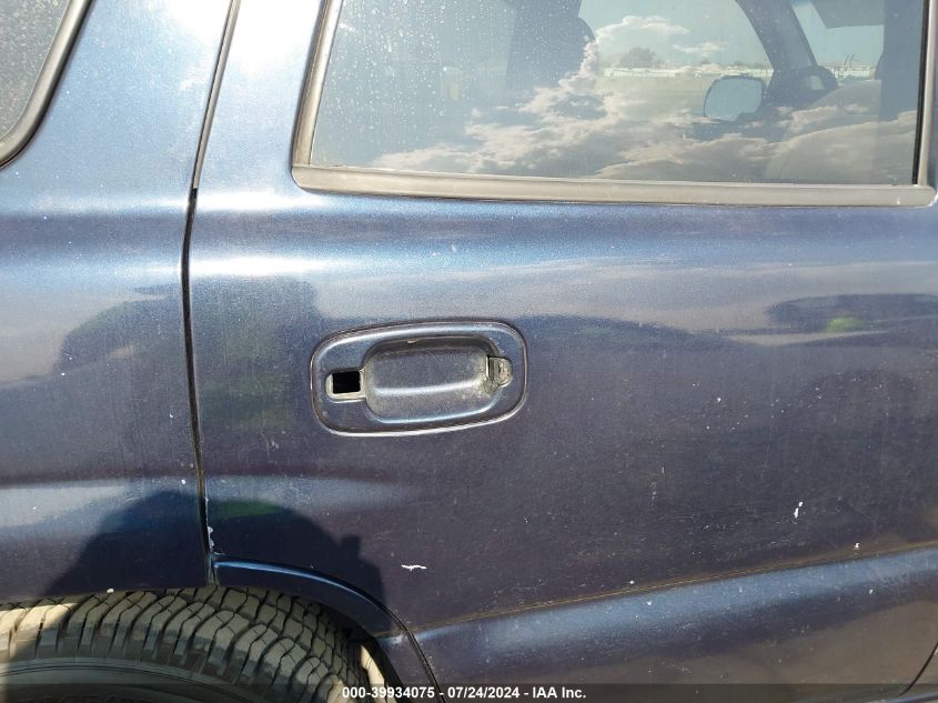 2004 Chevrolet Tahoe Ls VIN: 1GNEC13V94R172563 Lot: 39934075