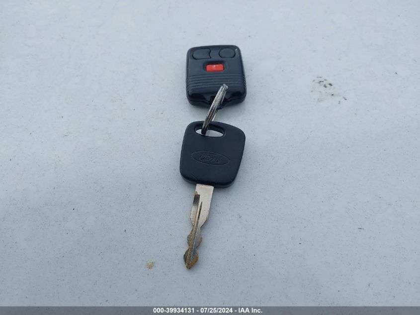 2000 Ford F-150 Lariat/Work Series/Xl/Xlt VIN: 1FTRX17L3YNB22018 Lot: 39934131