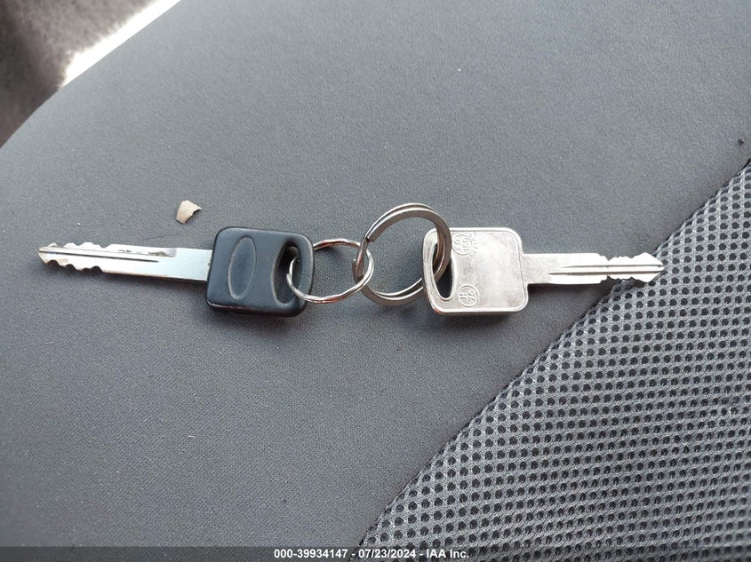 1997 Ford F-250 Xl VIN: 1FTHX25F5VEC34958 Lot: 39934147