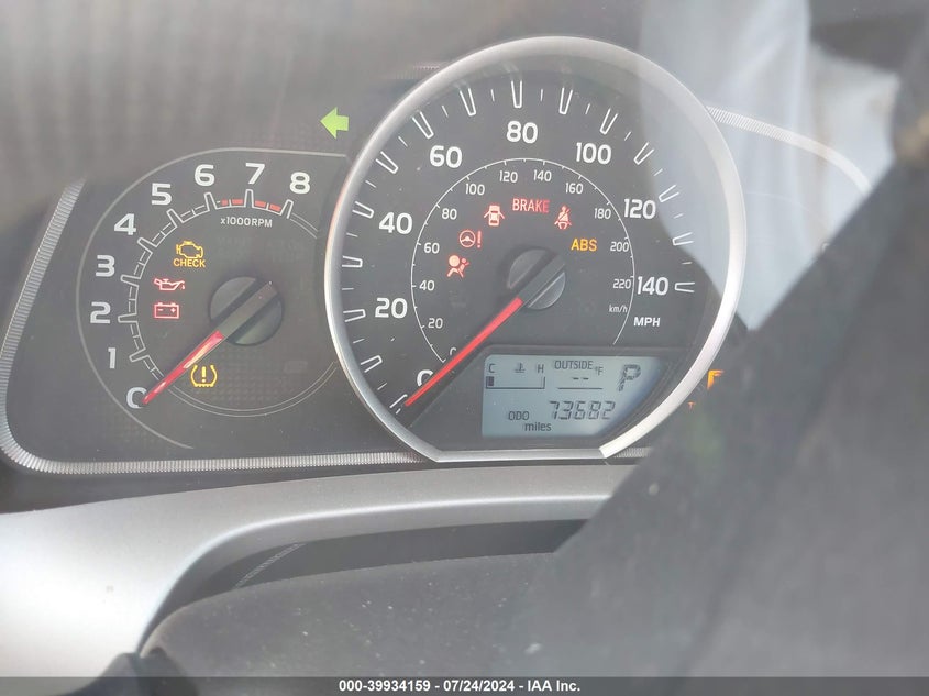 2T3WFREVXFW140370 2015 Toyota Rav4 Xle