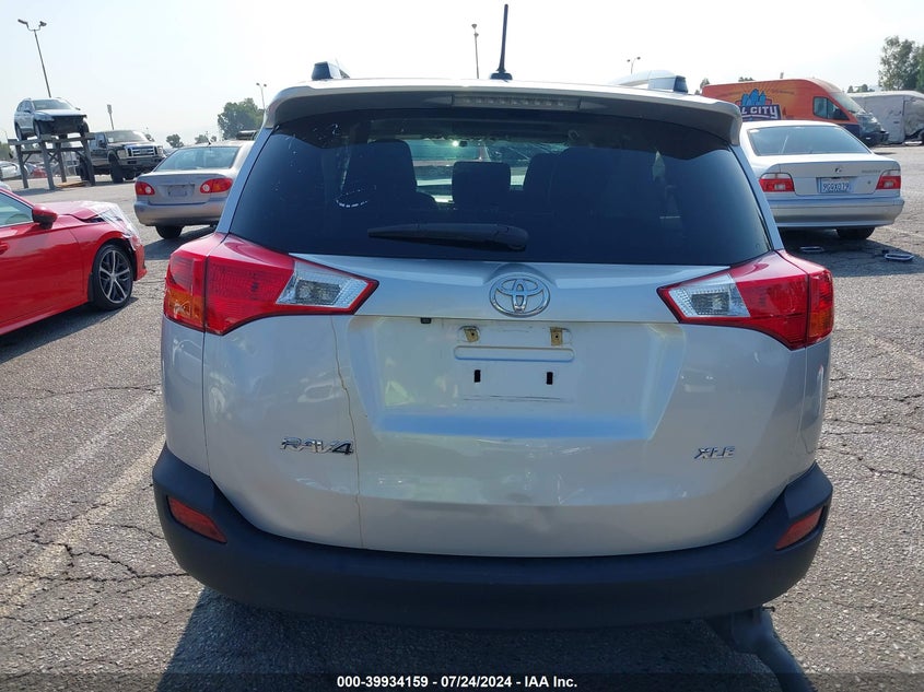 2T3WFREVXFW140370 2015 Toyota Rav4 Xle