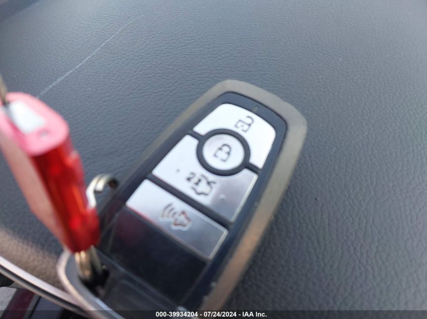 2017 Ford Fusion Se VIN: 3FA6P0HD8HR158195 Lot: 39934204