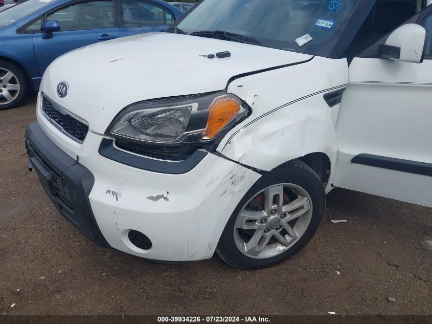 2011 Kia Soul + VIN: KNDJT2A20B7261274 Lot: 39934226