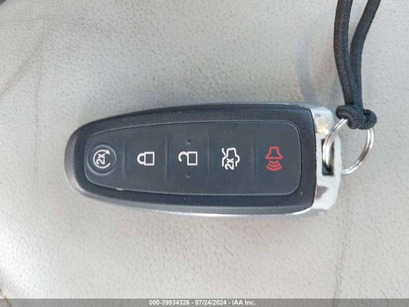 2015 Ford Escape Titanium VIN: 1FMCU0J98FUA07807 Lot: 39934326