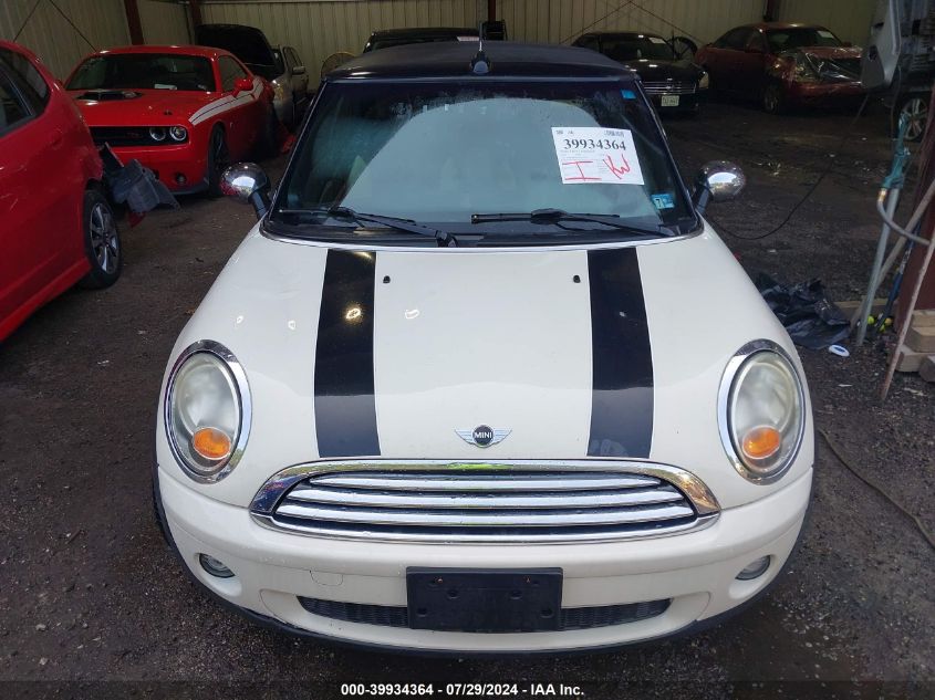2010 Mini Cooper VIN: WMWMR3C5XATU97197 Lot: 39934364