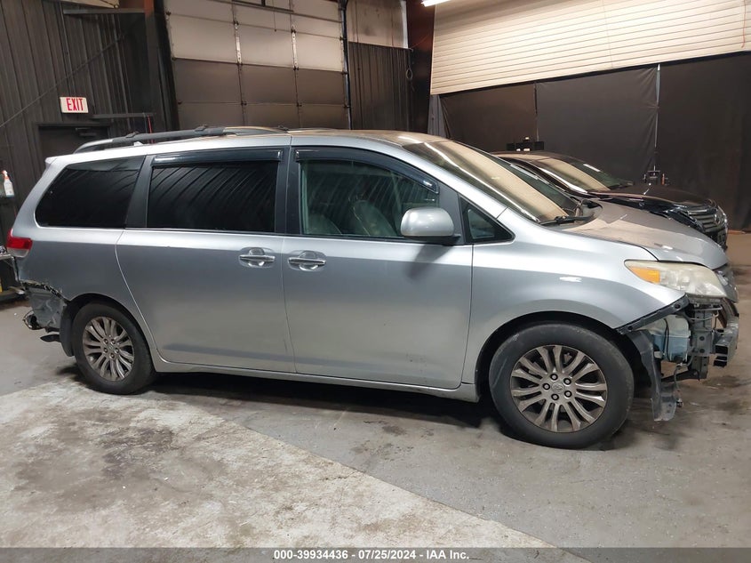 2011 Toyota Sienna Xle V6 VIN: 5TDYK3DCXBS107785 Lot: 39934436