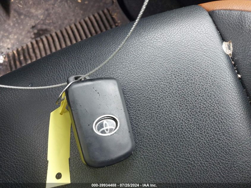 2017 Toyota Rav4 Se VIN: 2T3NFREV2HW332087 Lot: 39934488