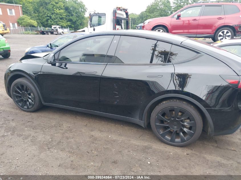 2020 Tesla Model Y Long Range Dual Motor All-Wheel Drive VIN: 5YJYGDEE4LF033812 Lot: 39934564