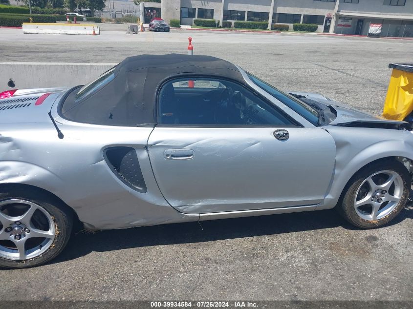 2000 Toyota Mr2 Spyder VIN: JTDFR3202Y0019210 Lot: 39934584