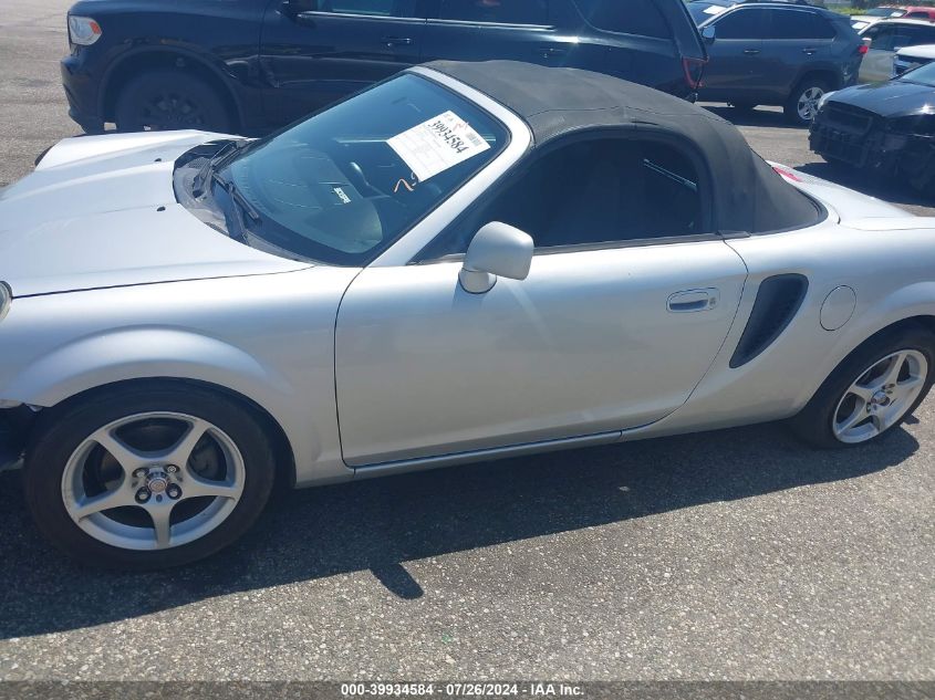 2000 Toyota Mr2 Spyder VIN: JTDFR3202Y0019210 Lot: 39934584