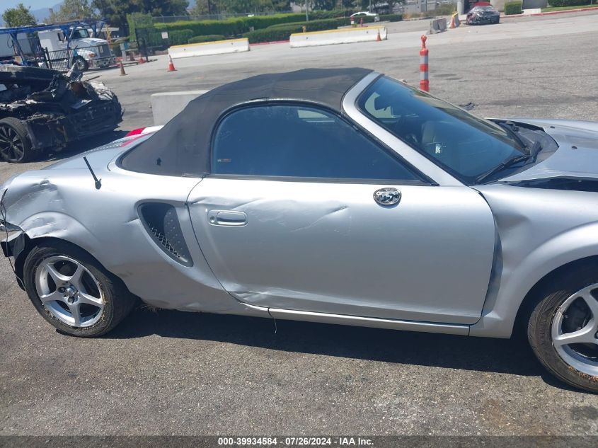 2000 Toyota Mr2 Spyder VIN: JTDFR3202Y0019210 Lot: 39934584
