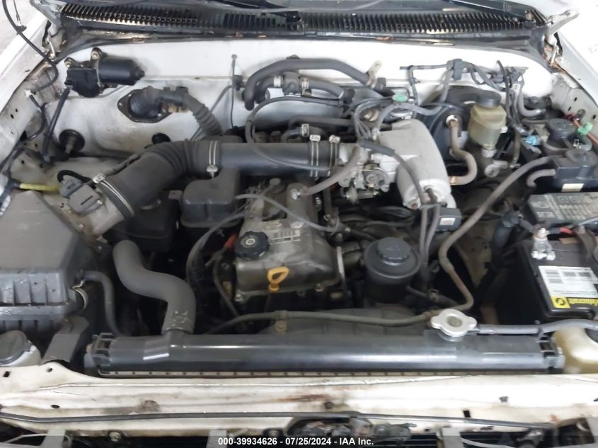 2000 Toyota Tacoma VIN: 5TENL42N3YZ700488 Lot: 39934626