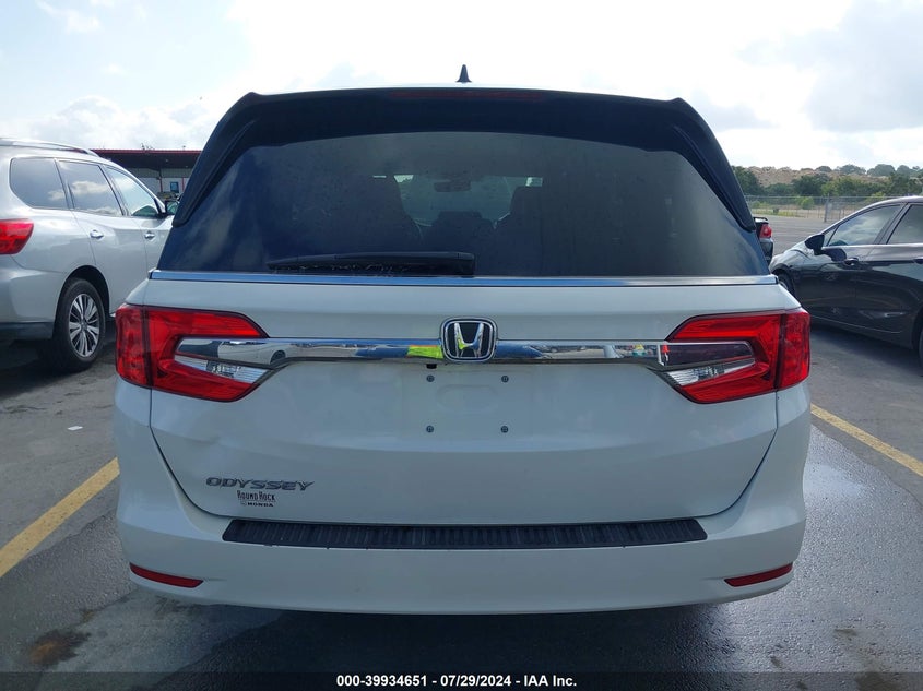 VIN 5FNRL6H72JB063770 2018 HONDA ODYSSEY EXL