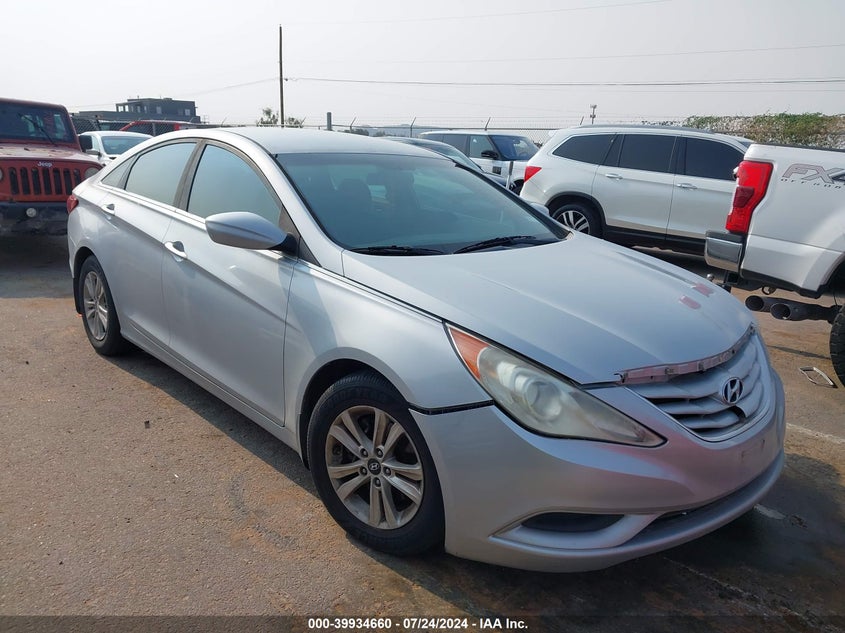2011 HYUNDAI SONATA